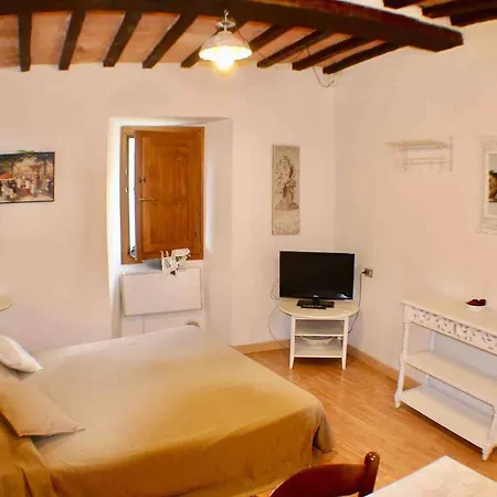 Charming House In With Mountain View Gubbio