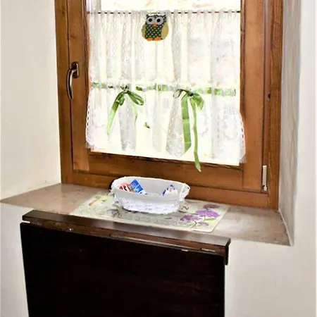 Charming House In With Mountain View * Γκούμπιο