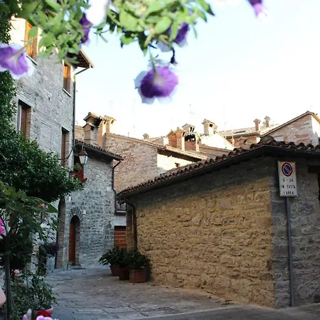 Charming House In With Mountain View Gubbio